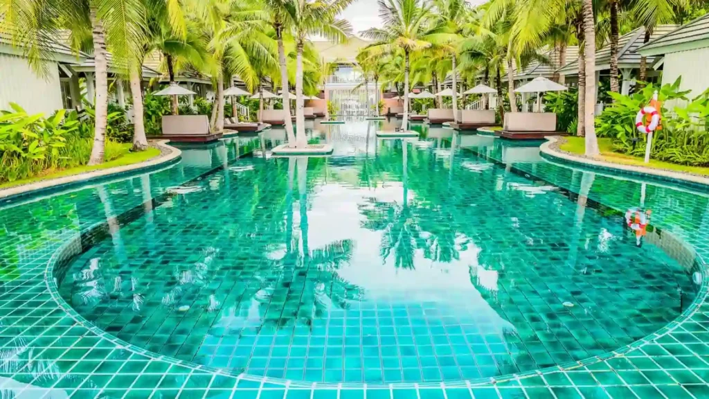 RESORT-STYLE-POOL-1024x576